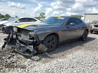2016 Dodge Challenger SXT with VIN 2C3CDZAG4GH193152, listed as a Copart auction lot 60660705 with 121,621 mi miles and Salvage title. Bid and sale history available at DreamBid. Image 1.