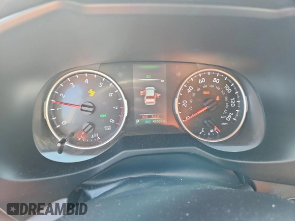 2021 Toyota RAV4 XLE with VIN 2T3P1RFVXMW239608, listed as a Copart auction lot 61794525 with 48,665 mi miles and Salvage title. Bid and sale history available at DreamBid. Image 9.