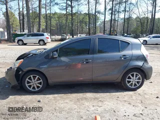 2013 Toyota Prius One with VIN JTDKDTB36D1046910, listed as a IAAI auction lot 41602468 with 194,828 mi miles and . Bid and sale history available at carsss.com. Image 15.