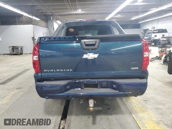 2007 Chevrolet Avalanche 1LT z VIN 3GNFK12347G179660, wystawiony jako Copart lot #60094565 z przebiegiem 181 356 mil mil oraz Czysty tytuł • Clean title. Historia ofert i sprzedaży dostępna na DreamBid. Obrazek 6.