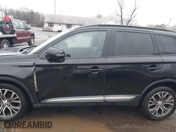 2016 Mitsubishi Outlander SE with VIN JA4AD3A30GZ036130, listed as a IAAI auction lot 41085212 with 60,322 mi miles and . Bid and sale history available at DreamBid. Image 13.