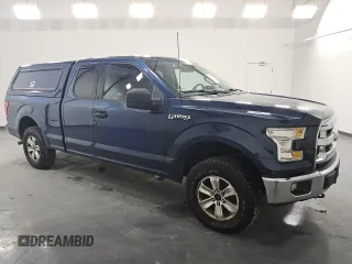 2017 Ford F-150 XL with VIN 1FTEX1E86HFA38914, listed as a Copart auction lot 46402555 with 326,412 mi miles and Clean Title. Bid and sale history available at carsss.com. Image 4.