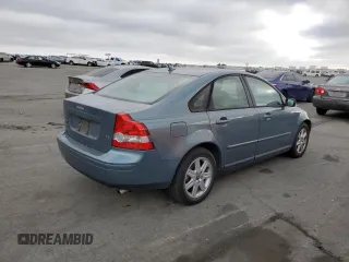 2005 Volvo S40 with VIN YV1MS682552054517, listed as a Copart auction lot 72760444 with 115,527 mi miles and Salvage Title. Bid and sale history available at carsss.com. Image 3.