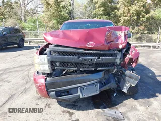 2008 Chevrolet Silverado 1500 1LT with VIN 3GCEC13018G277973, listed as a IAAI auction lot 41915142 with 177,462 mi miles and . Bid and sale history available at DreamBid. Image 13.