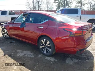 2019 Nissan Altima 2.5 SV with VIN 1N4BL4DV9KC218782, listed as a IAAI auction lot 41679464 with 112,195 mi miles. Bid and sale history available at carsss.com. Image 3.