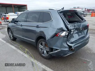 2019 Volkswagen Tiguan SEL Premium with VIN 3VV4B7AX9KM095580, listed as a IAAI auction lot 41915639 with 67,440 mi miles and . Bid and sale history available at DreamBid. Image 3.