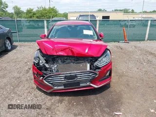 2018 Hyundai Sonata SE z VIN 5NPE24AF5JH616209, wystawiony jako IAAI lot #42459520 z przebiegiem 69 363 mil mil oraz . Historia ofert i sprzedaży dostępna na DreamBid. Obrazek 12.