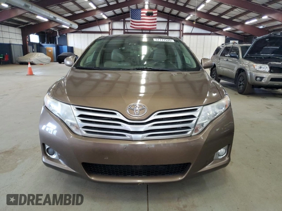 2010 Toyota Venza z VIN 4T3BK3BB7AU028510, wystawiony jako Copart lot #57777535 z przebiegiem 180 343 mil mil oraz Czysty tytuł • Clean title. Historia ofert i sprzedaży dostępna na DreamBid. Obrazek 5.