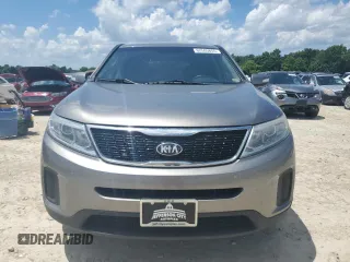 2015 Kia Sorento LX with VIN 5XYKTCA6XFG563967, listed as a Copart auction lot 62505855 with 194,440 mi miles and Clean title. Bid and sale history available at DreamBid. Image 5.