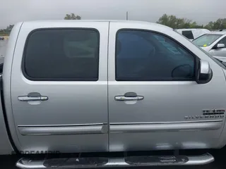 2013 Chevrolet Silverado 1500 LT with VIN 3GCPCSE06DG302775, listed as a IAAI auction lot 41903005 with 409,637 mi miles and . Bid and sale history available at DreamBid. Image 13.