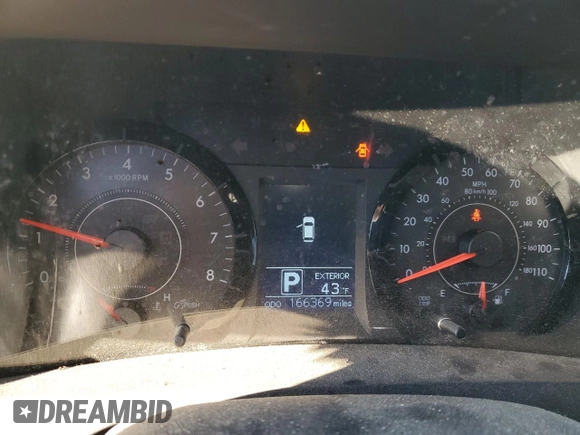 2015 Toyota Sienna LE AAS with VIN 5TDKK3DC7FS663872, listed as a Copart auction lot 88736375 with 166,369 mi miles and Salvage title. Bid and sale history available at DreamBid. Image 9.