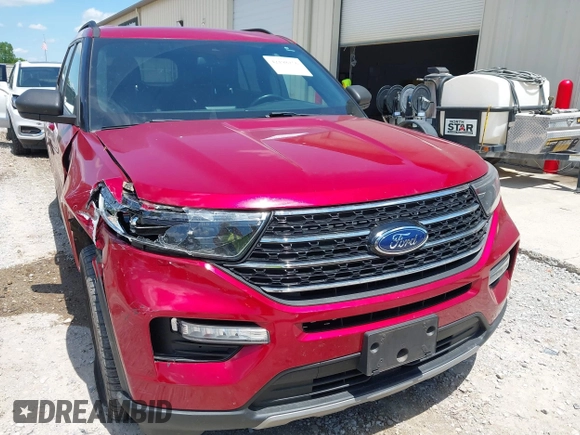 2020 Ford Explorer XLT z VIN 1FMSK8DH4LGA57214, wystawiony jako IAAI lot #42198256 z przebiegiem 136 149 mil mil oraz . Historia ofert i sprzedaży dostępna na DreamBid. Obrazek 6.