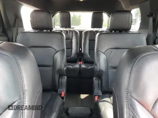 2017 Ford Explorer XLT z VIN 1FM5K8D81HGD02295, wystawiony jako Copart lot #62638805 z przebiegiem 83 614 mil mil oraz Czysty tytuł • Clean title. Historia ofert i sprzedaży dostępna na DreamBid. Obrazek 10.