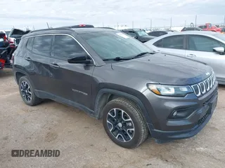 2022 Jeep Compass Latitude with VIN 3C4NJDBB6NT120808, listed as a IAAI auction lot 42227108 with 43,016 mi miles and . Bid and sale history available at DreamBid. Image 1.