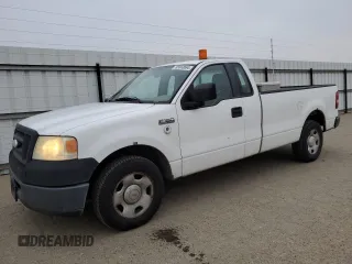 2007 Ford F-150 XL with VIN 1FTRF12W47KD42384, listed as a Copart auction lot 85663694 with 129,983 mi miles and Clean Title. Bid and sale history available at carsss.com. Image 1.