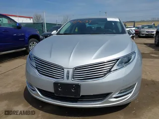 2016 Lincoln MKZ with VIN 3LN6L2G90GR625733, listed as a IAAI auction lot 41990706 with 104,962 mi miles. Bid and sale history available at carsss.com. Image 6.