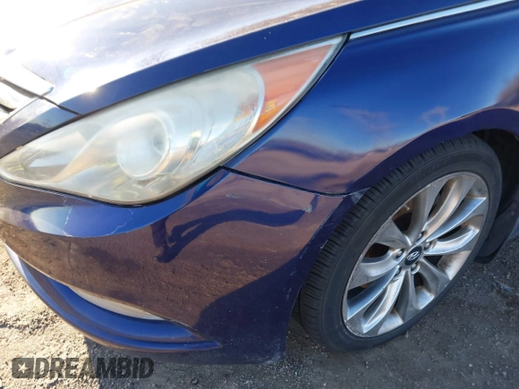 2012 Hyundai Sonata Limited with VIN 5NPEC4AC1CH391633, listed as a IAAI auction lot 41902936 with 117,935 mi miles and . Bid and sale history available at carsss.com. Image 6.