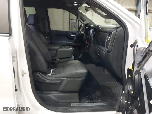 2019 Chevrolet Silverado 1500 LT with VIN 1GCRYDED6KZ267452, listed as a IAAI auction lot 41211816 with 90,803 mi miles. Bid and sale history available at carsss.com. Image 5.