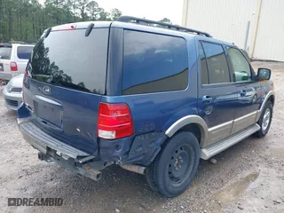 2005 Ford Expedition Eddie Bauer with VIN 1FMPU17555LB13549, listed as a IAAI auction lot 41869759 with 119,851 mi miles. Bid and sale history available at carsss.com. Image 4.