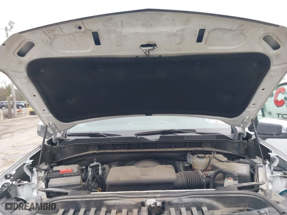 2019 Chevrolet Silverado 1500 LT with VIN 1GCRYDED5KZ383015, listed as a IAAI auction lot 41717968 with 84,489 mi miles. Bid and sale history available at carsss.com. Image 10.