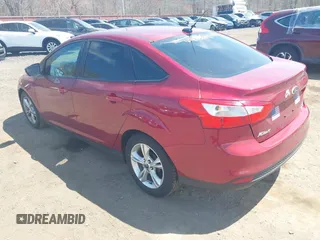 2013 Ford Focus SE with VIN 1FADP3F2XDL371376, listed as a IAAI auction lot 42074806 with 152,836 mi miles. Bid and sale history available at carsss.com. Image 3.