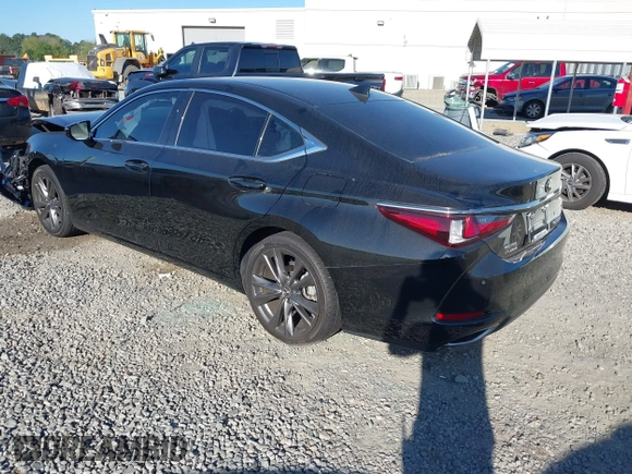 2021 Lexus ES 350 with VIN 58ADZ1B12MU082657, listed as a IAAI auction lot 42044566 with 54,383 mi miles and . Bid and sale history available at DreamBid. Image 3.