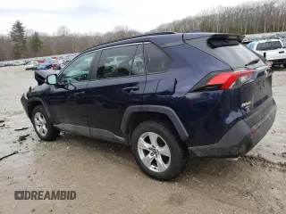 2020 Toyota RAV4 XLE with VIN 2T3P1RFV5LC086345, listed as a Copart auction lot 47277045 with 82,750 mi miles and Salvage Title. Bid and sale history available at DreamBid. Image 2.