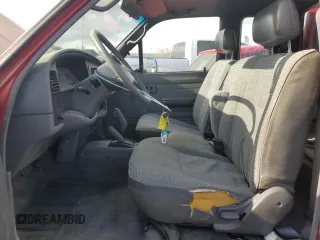 1993 Toyota Pickup DLX с VIN JT4VN13D0P5126559, выставлен на аукционе Copart как лот 49185285 с пробегом 195 087 миль миль и Списание • Salvage title. История ставок и продаж доступна на DreamBid. Изображение 7.