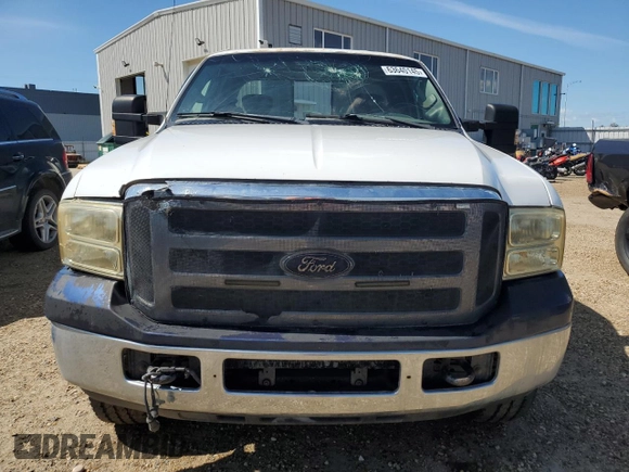 2006 Ford F-350 XL with VIN 1FTWX31P86ED89128, listed as a Copart auction lot 63640145 with 374,321 mi miles and Clean title. Bid and sale history available at DreamBid. Image 5.