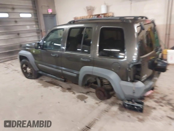 2005 Jeep Liberty Sport with VIN 1J4GL48KX5W691913, listed as a IAAI auction lot 41827572 with 169,313 mi miles and . Bid and sale history available at DreamBid. Image 3.