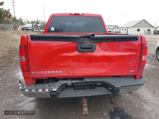 2007 Chevrolet Silverado 1500 LS with VIN 2GCEK13C771669957, listed as a IAAI auction lot 41469542 with 169,857 mi miles. Bid and sale history available at carsss.com. Image 16.