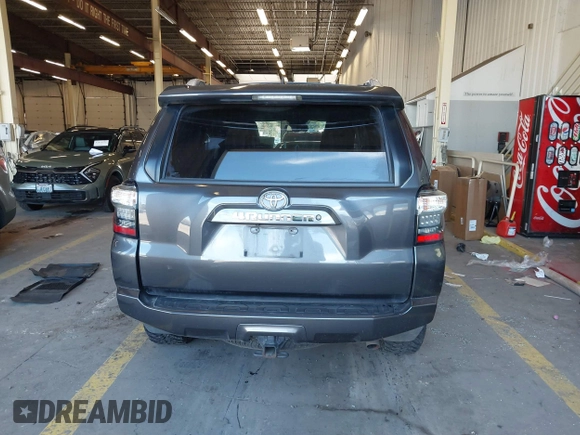 2016 Toyota 4Runner Limited with VIN JTEBU5JRXG5401670, listed as a IAAI auction lot 41866805 with 86,488 mi miles and . Bid and sale history available at DreamBid. Image 16.