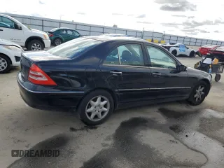 2004 Mercedes-Benz C 240 с VIN WDBRF61J84A545961, выставлен на аукционе Copart как лот 47039855 с пробегом 90 771 миль миль и Списание • Salvage title. История ставок и продаж доступна на DreamBid. Изображение 3.