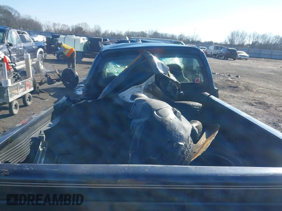 2001 Dodge Dakota z VIN 1B7FL26X51S228910, wystawiony jako IAAI lot #41421045 z przebiegiem Nie podano mil oraz . Historia ofert i sprzedaży dostępna na DreamBid. Obrazek 8.