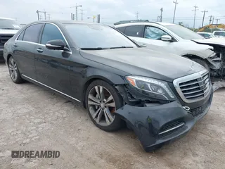 2015 Mercedes-Benz S 550 z VIN WDDUG8FB7FA121928, wystawiony jako IAAI lot #42414151 z przebiegiem 142 078 mil mil oraz . Historia ofert i sprzedaży dostępna na DreamBid. Obrazek 1.