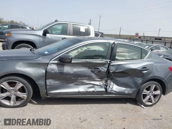 2013 Acura ILX Premium Pkg with VIN 19VDE1F57DE002233, listed as a IAAI auction lot 41833082 with 143,521 mi miles. Bid and sale history available at carsss.com. Image 6.