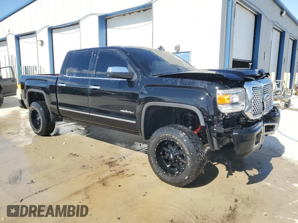 2015 GMC Sierra 1500 Denali with VIN 3GTU2WEC0FG359810, listed as a Copart auction lot 49784405 with 121,859 mi miles and Salvage Title. Bid and sale history available at carsss.com. Image 4.