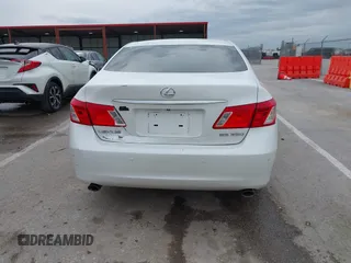 2008 Lexus ES 350 with VIN JTHBJ46G282183370, listed as a IAAI auction lot 42011306 with 230,946 mi miles. Bid and sale history available at carsss.com. Image 16.