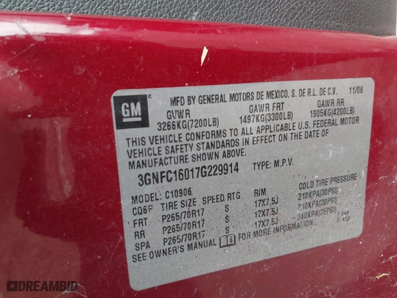 2007 Chevrolet Suburban LTZ with VIN 3GNFC16017G229914, listed as a IAAI auction lot 41879562 with 290,441 mi miles. Bid and sale history available at carsss.com. Image 9.