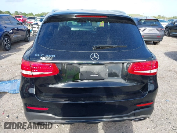 2019 Mercedes-Benz GLC with VIN WDC0G4JB3KV145553, listed as a IAAI auction lot 41957373 with 83,918 mi miles. Bid and sale history available at carsss.com. Image 17.