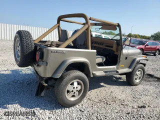 1988 Jeep Wrangler Sahara with VIN 2BCCV8121JB525518, listed as a Copart auction lot 71491994 with 252,317 mi miles and Salvage Title. Bid and sale history available at carsss.com. Image 3.