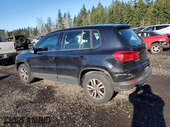 2013 Volkswagen Tiguan S with VIN WVGAV3AX2DW578442, listed as a Copart auction lot 41831045 with 236,761 mi miles and Clean title. Bid and sale history available at DreamBid. Image 2.