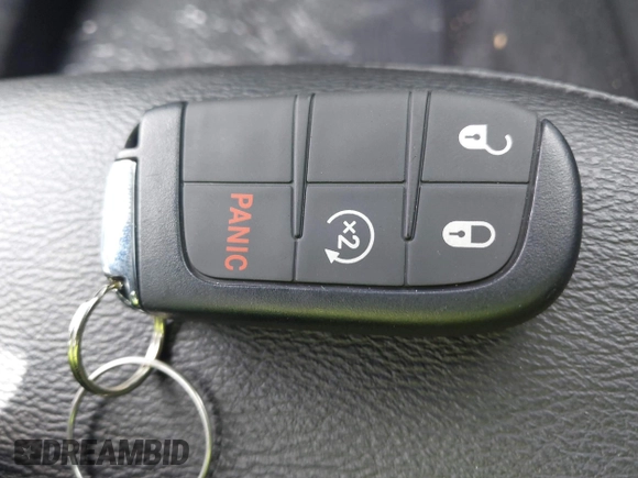 2025 Jeep Compass Latitude с VIN 3C4NJDBN9ST569440, выставлен на аукционе IAAI как лот 42098482 с пробегом 2 575 миль миль и . История ставок и продаж доступна на DreamBid. Изображение 11.