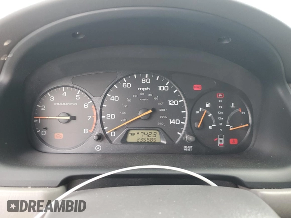 2001 Honda Accord LX z VIN 1HGCG564X1A135855, wystawiony jako Copart lot #57346815 z przebiegiem 235 585 mil mil oraz Szkoda całkowita • Salvage title. Historia ofert i sprzedaży dostępna na DreamBid. Obrazek 9.
