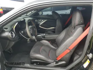 2018 Chevrolet Camaro ZL1 z VIN 1G1FK1R66J0136757, wystawiony jako Copart lot #71070224 z przebiegiem 7760 mil mil oraz Tytuł czysty. Historia ofert i sprzedaży dostępna na DreamBid. Obrazek 7.