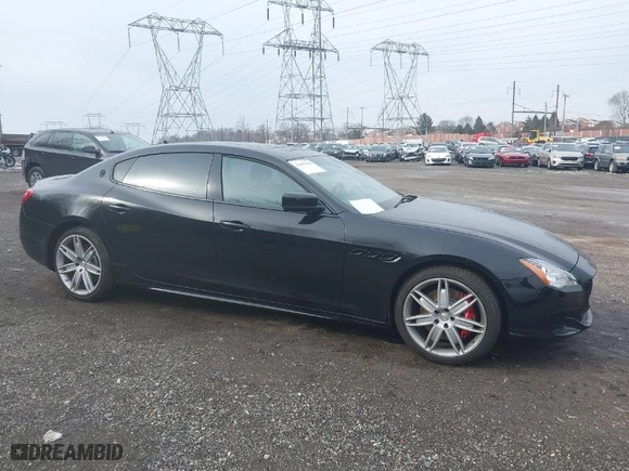 2015 Maserati Quattroporte S Q4 with VIN ZAM56RRA6F1143442, listed as a IAAI auction lot 41497666 with 67,549 mi miles. Bid and sale history available at carsss.com. Image 1.