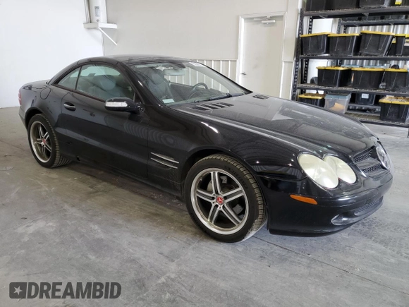 2006 Mercedes-Benz SL 500 with VIN WDBSK75F66F108619, listed as a Copart auction lot 55558014 with 81,686 mi miles and Clean title. Bid and sale history available at DreamBid. Image 4.