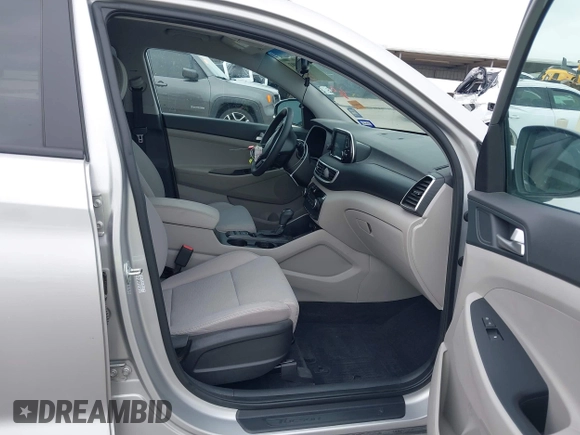 2021 Hyundai Tucson Value z VIN KM8J33A43MU375471, wystawiony jako IAAI lot #42162301 z przebiegiem 48 654 mil mil oraz . Historia ofert i sprzedaży dostępna na DreamBid. Obrazek 5.
