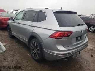 2020 Volkswagen Tiguan SEL Premium R-Line with VIN 3VV4B7AX4LM157226, listed as a Copart auction lot 80672224 with 44,007 mi miles and Salvage Title. Bid and sale history available at carsss.com. Image 2.