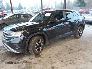 2021 Volkswagen Atlas SE with VIN 1V2LC2CA3MC214441, listed as a IAAI auction lot 40997824 with 87,846 mi miles and . Bid and sale history available at DreamBid. Image 17.